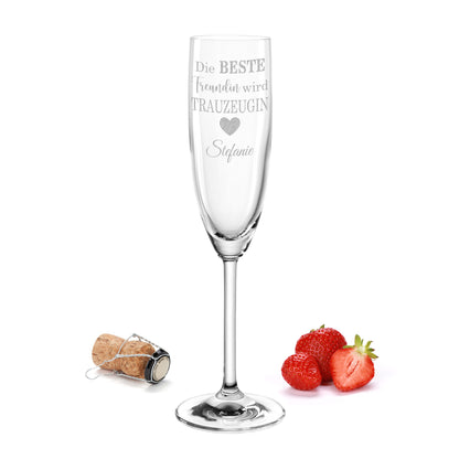 Sektglas mit Gravur Leonardo Daily "DIE BESTE FREUNDIN WIRD TRAUZEUGIN" mit Wunschname