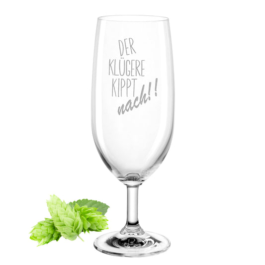 Bierglas mit Gravur Leonardo Daily Pilsglas "Der klügere kippt nach!!" mit Wunschname