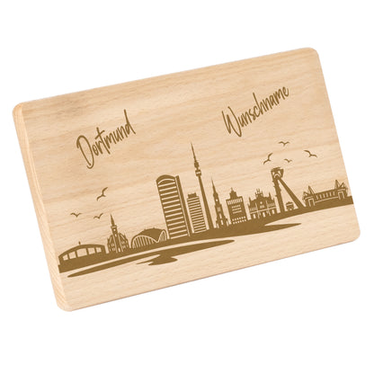 Frühstücksbrettchen 220x120mm mit Gravur mit der Skyline von Dortmund personalisierbar mit Wunschname