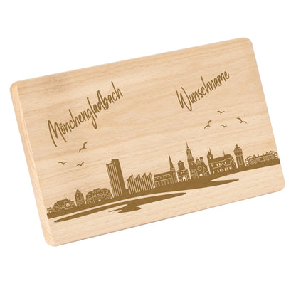 Frühstücksbrettchen 220x120mm mit Gravur mit der Skyline von Mönchengladbach personalisierbar mit Wunschname