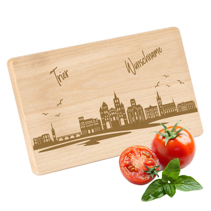 Frühstücksbrettchen 220x120mm mit Gravur mit der Skyline von Trier personalisierbar mit Wunschname
