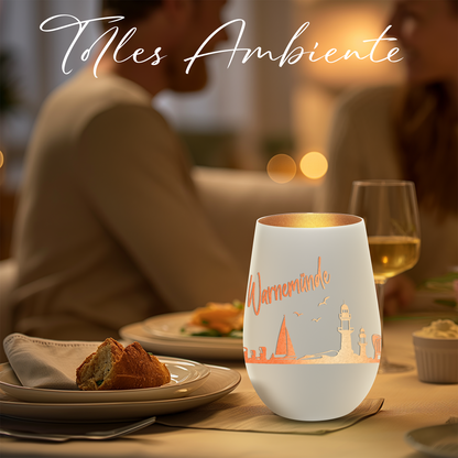 Hochwertiges Glas Windlicht mit Gravur "SKYLINE WARNEMÜNDE" in der Farbe Weiß/Bronze