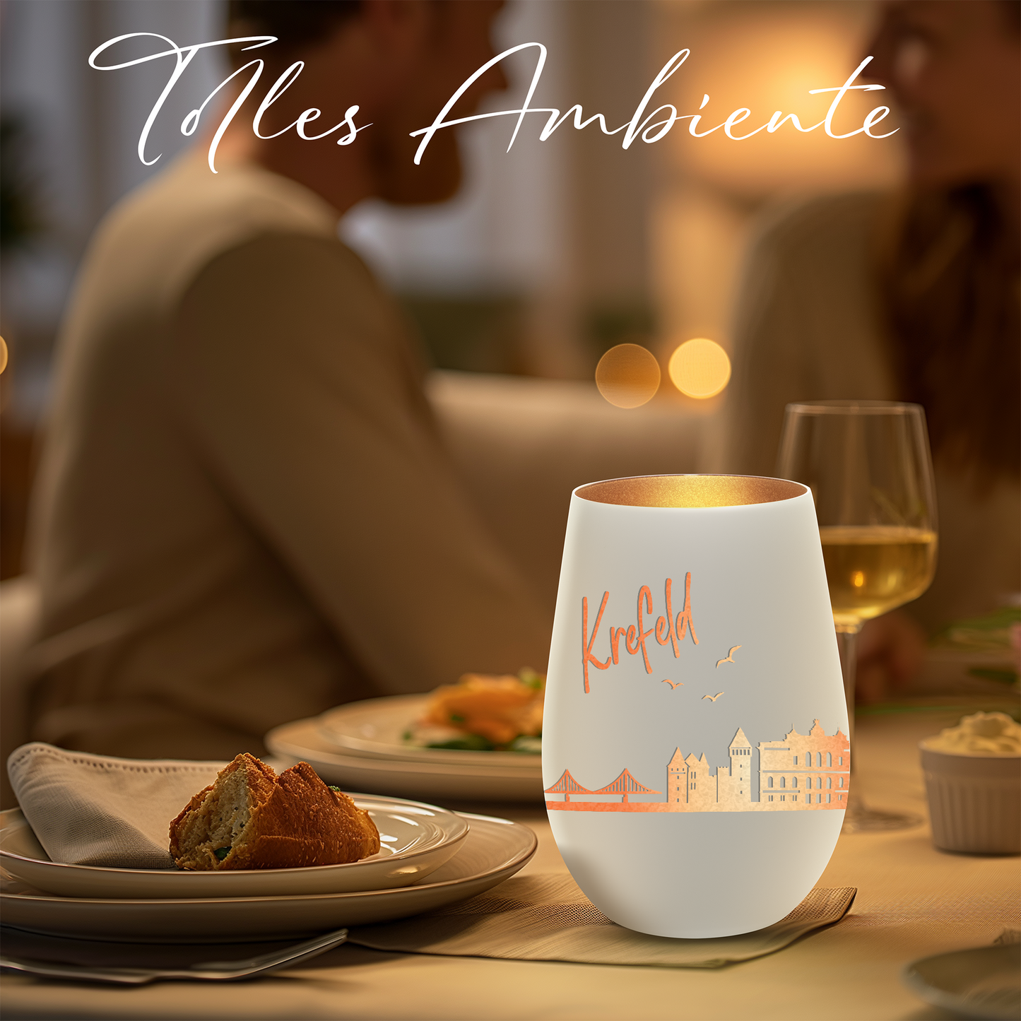 Hochwertiges Glas Windlicht mit Gravur "SKYLINE KREFELD" in der Farbe Weiß/Bronze