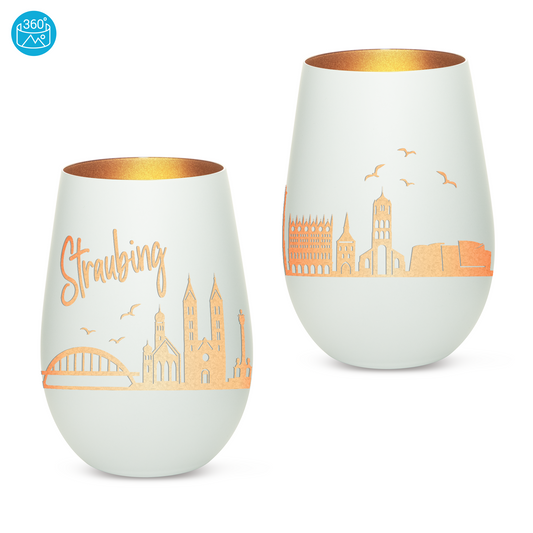 Hochwertiges Glas Windlicht mit Gravur "SKYLINE STRAUBING" in der Farbe Weiß/Bronze