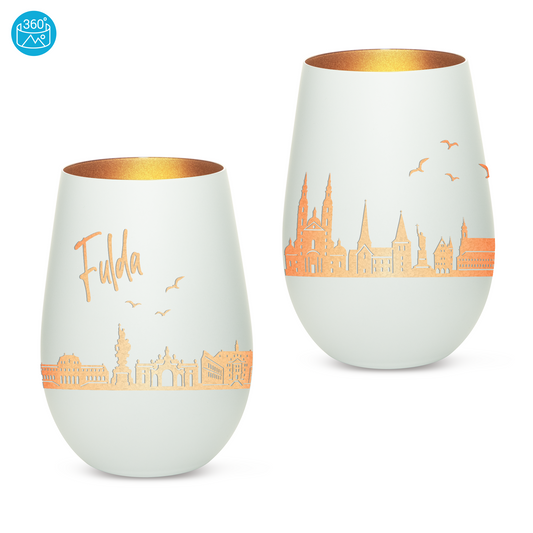 Hochwertiges Glas Windlicht mit Gravur "SKYLINE FULDA" in der Farbe Weiß/Bronze