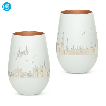 Hochwertiges Glas Windlicht mit Gravur "SKYLINE LÜBECK" in der Farbe Weiß/Bronze