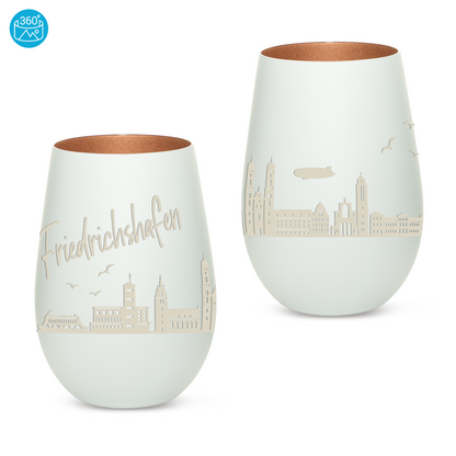 Hochwertiges Glas Windlicht mit Gravur "SKYLINE FRIEDRICHSHAFEN" in der Farbe Weiß/Bronze