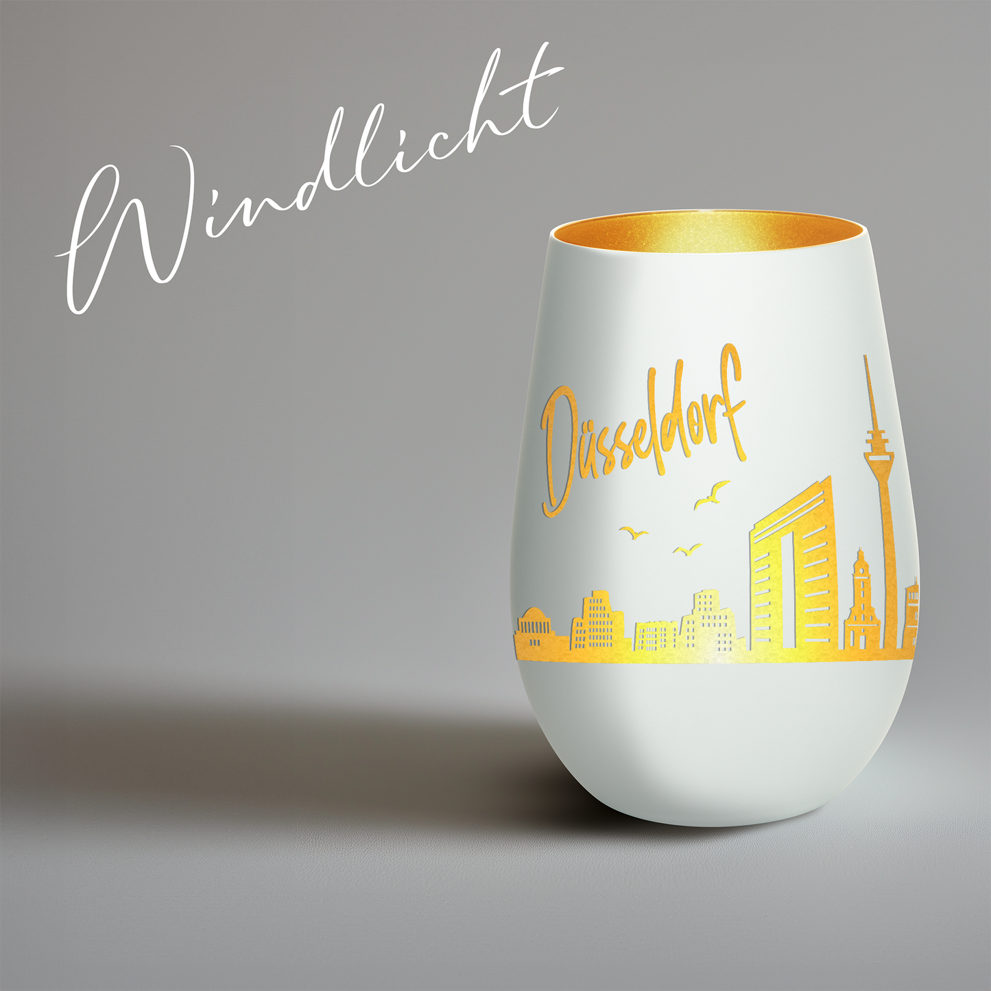 Hochwertiges Glas Windlicht mit Gravur "SKYLINE DÜSSELDORF" in der Farbe Weiß/Gold