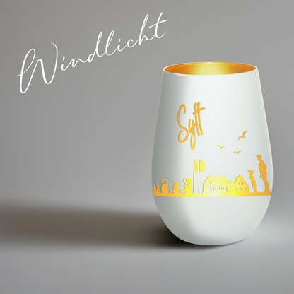 Hochwertiges Glas Windlicht mit Gravur "SKYLINE SYLT" in der Farbe Weiß/Gold