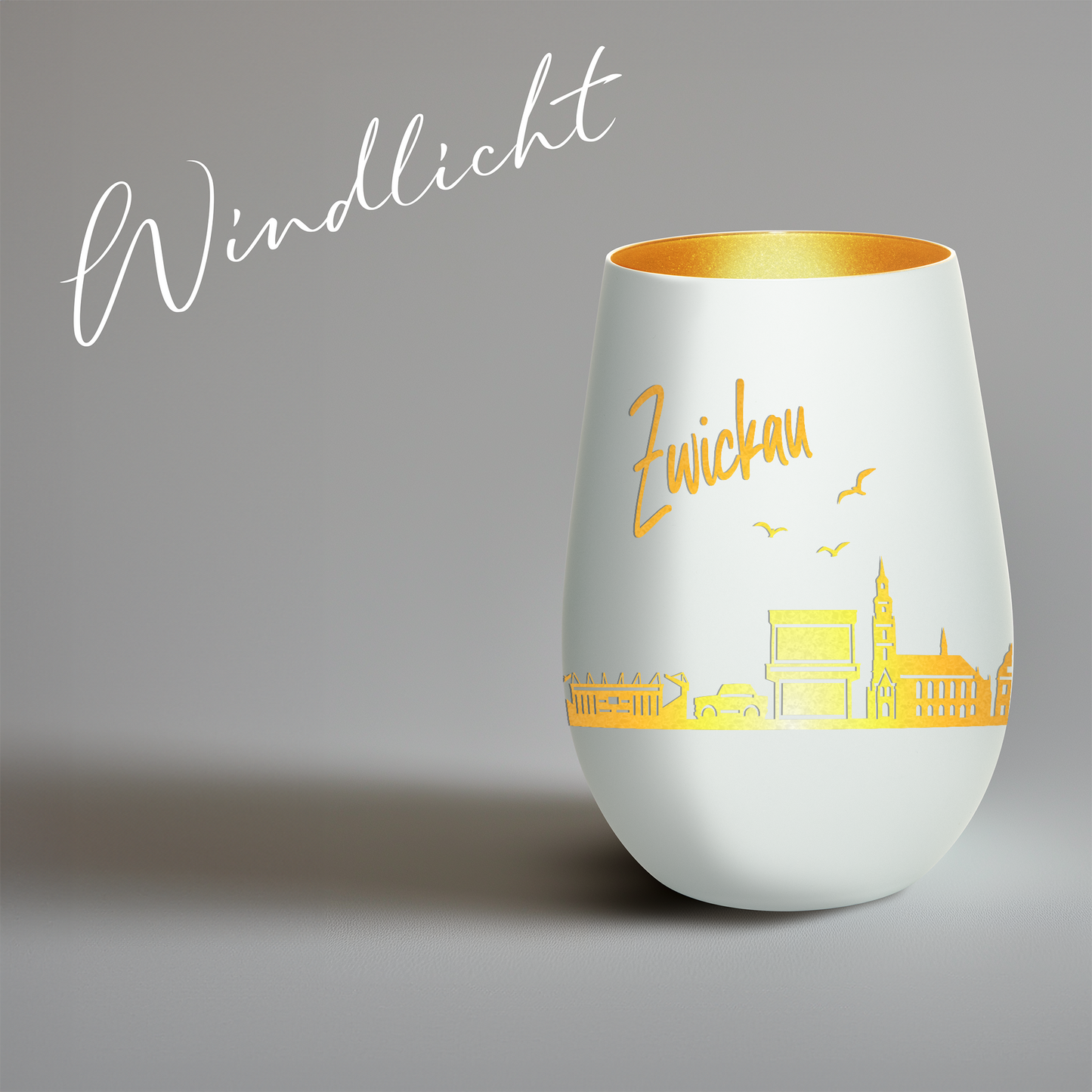 Hochwertiges Glas Windlicht mit Gravur "SKYLINE ZWICKAU" in der Farbe Weiß/Gold
