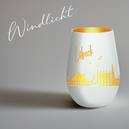 Hochwertiges Glas Windlicht mit Gravur "SKYLINE LÜBECK" in der Farbe Weiß/Gold