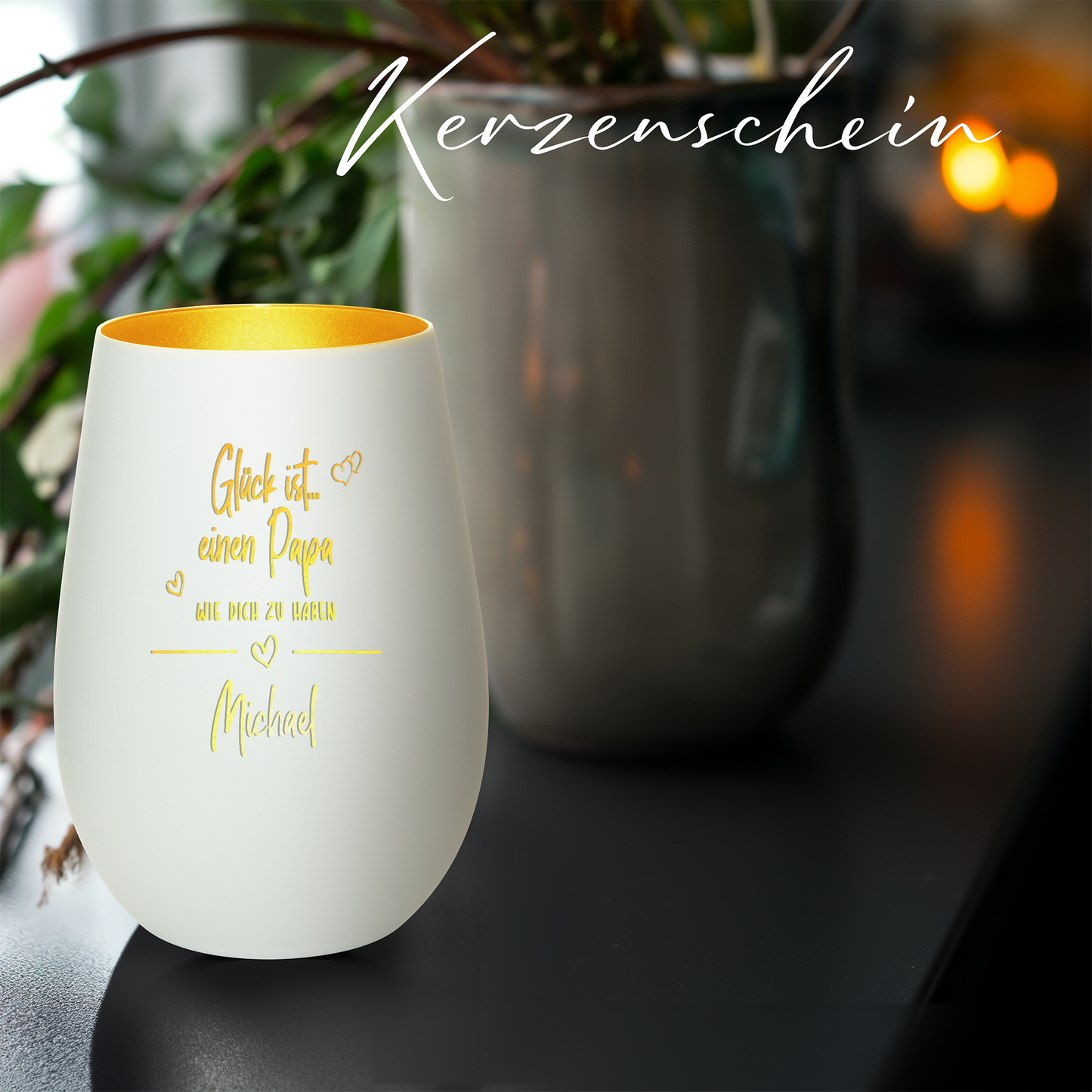 Hochwertiges Glas Windlicht mit Gravur "GLÜCK IST EINEN PAPA WIE DICH ZU HABEN" mit Wunschname in der Farbe Weiß/Gold