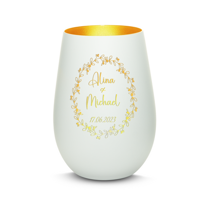 Hochwertiges Glas Windlicht mit Gravur "JAHRESTAG MIT BLUMENKRANZ" mit Wunschnamen und Datum in der Farbe Weiß/Gold