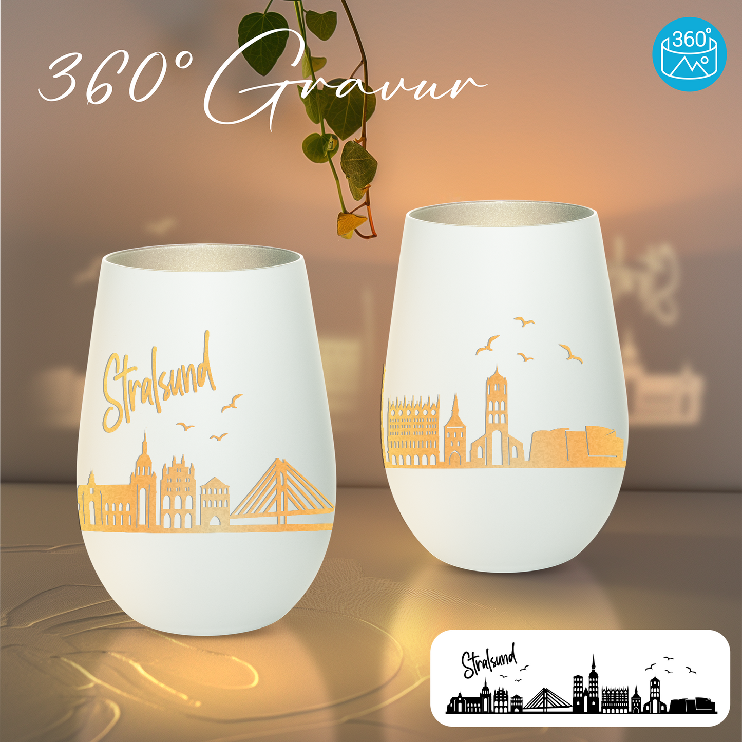 Hochwertiges Glas Windlicht mit Gravur "SKYLINE STRALSUND" in der Farbe Weiß/Silber