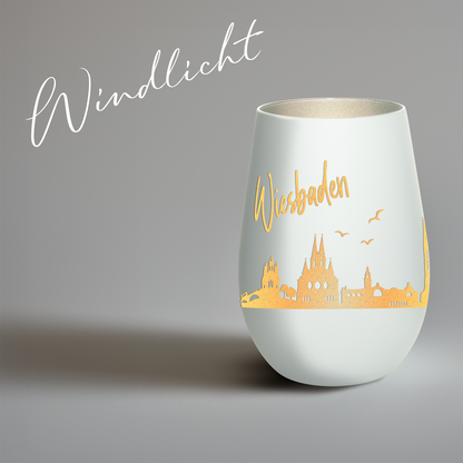 Hochwertiges Glas Windlicht mit Gravur "SKYLINE WIESBADEN" in der Farbe Weiß/Silber