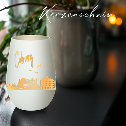 Hochwertiges Glas Windlicht mit Gravur "SKYLINE COBURG" in der Farbe Weiß/Silber