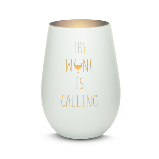 Hochwertiges Glas Windlicht mit Gravur "THE WINE IS CALLING" in der Farbe Weiß/Silber