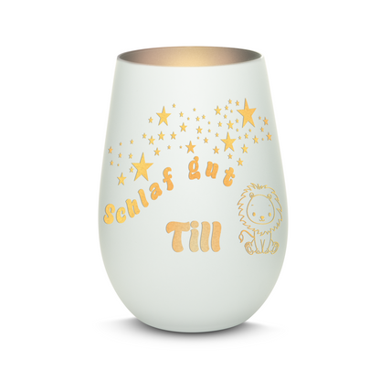 Hochwertiges Glas Windlicht für Kinder mit Gravur "SCHLAF GUT" Motiv Löwe mit Wunschname in der Farbe Weiß/Silber