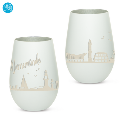 Hochwertiges Glas Windlicht mit Gravur "SKYLINE WARNEMÜNDE" in der Farbe Weiß/Silber