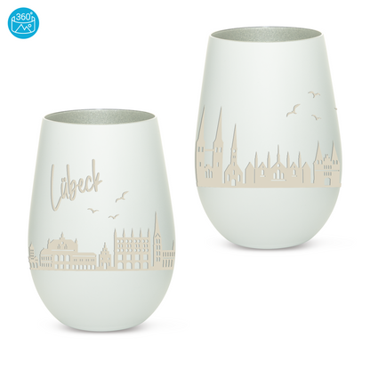 Hochwertiges Glas Windlicht mit Gravur "SKYLINE LÜBECK" in der Farbe Weiß/Silber