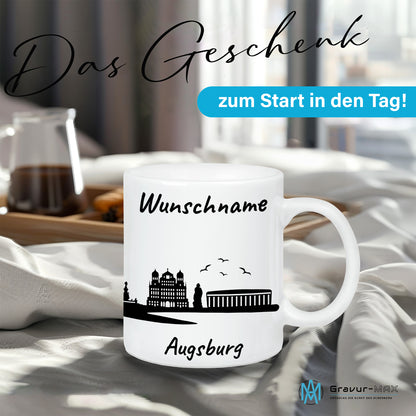 Tasse in Weiß 330ml bedruckt mit der Skyline von Augsburg personalisierbar mit Wunschname