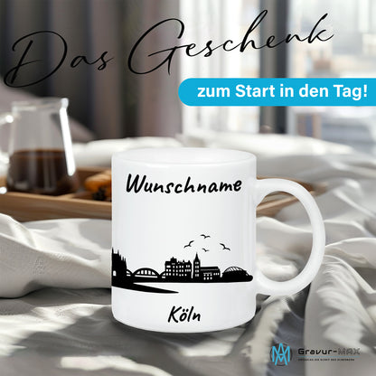 Tasse in Weiß 330ml bedruckt mit der Skyline von Köln personalisierbar mit Wunschname
