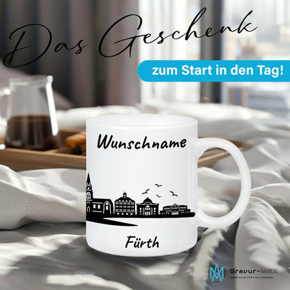 Tasse in Weiß 330ml bedruckt mit der Skyline von Fürth personalisierbar mit Wunschname
