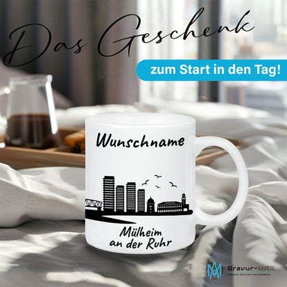 Tasse in Weiß 330ml bedruckt mit der Skyline von Mülheim an der Ruhr personalisierbar mit Wunschname