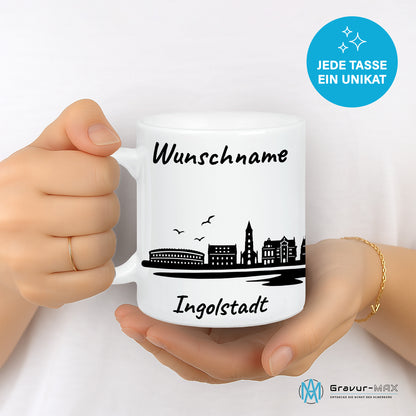 Tasse in Weiß 330ml bedruckt mit der Skyline von Ingolstadt personalisierbar mit Wunschname