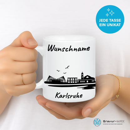 Tasse in Weiß 330ml bedruckt mit der Skyline von Karlsruhe personalisierbar mit Wunschname