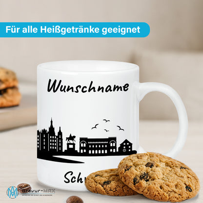 Tasse in Weiß 330ml bedruckt mit der Skyline von Schwerin personalisierbar mit Wunschname