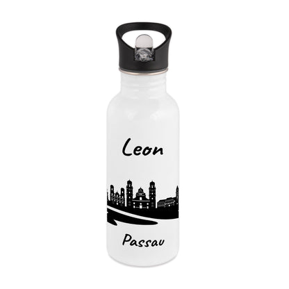 Trinkflasche in Weiß 600ml aus Edelstahl bedruckt mit der Skyline von Passau personalisierbar mit Wunschname