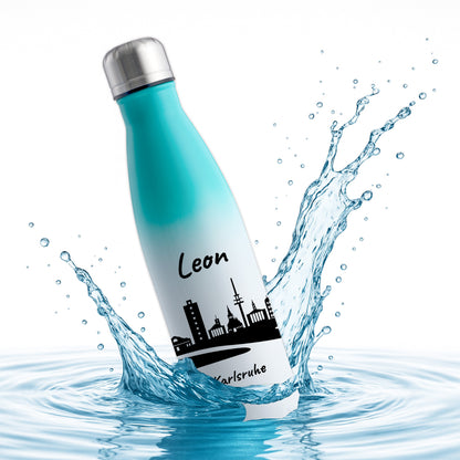 Trinkflasche in Weiß/Mint 500ml aus Edelstahl bedruckt mit der Skyline von Karlsruhe personalisierbar mit Wunschname